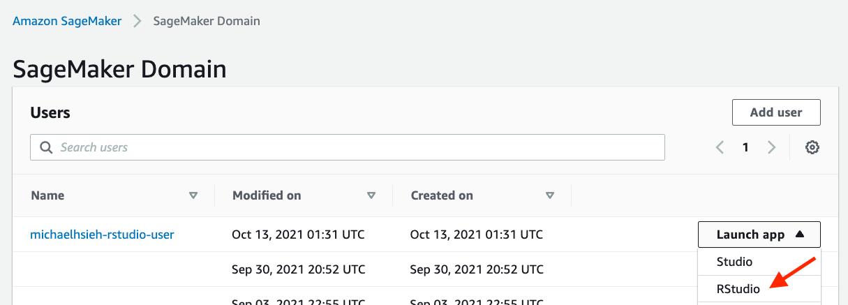 Arrow pointing to RStudio option to launch app in SageMaker Domain
